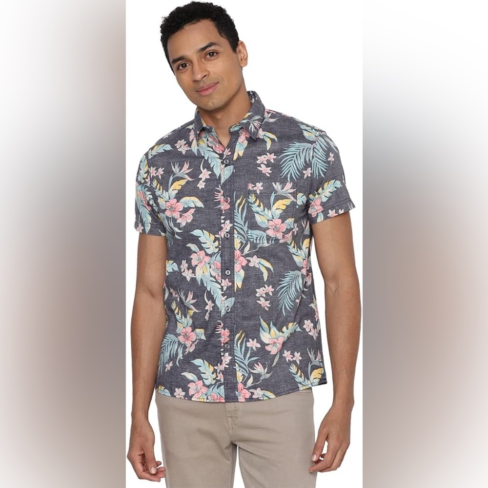 Men’s Large American Eagle Outfitters Floral Button Down Shirt Grey, Pink, Green
